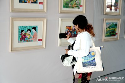 “童繪新疆”烏爾禾畫展 想象力的邊疆，孩子們用畫筆翱翔