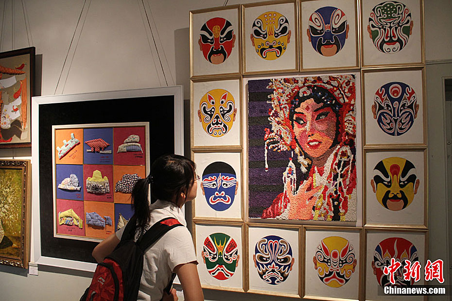 甘肅展出高校畢業(yè)作品-中新網(wǎng)